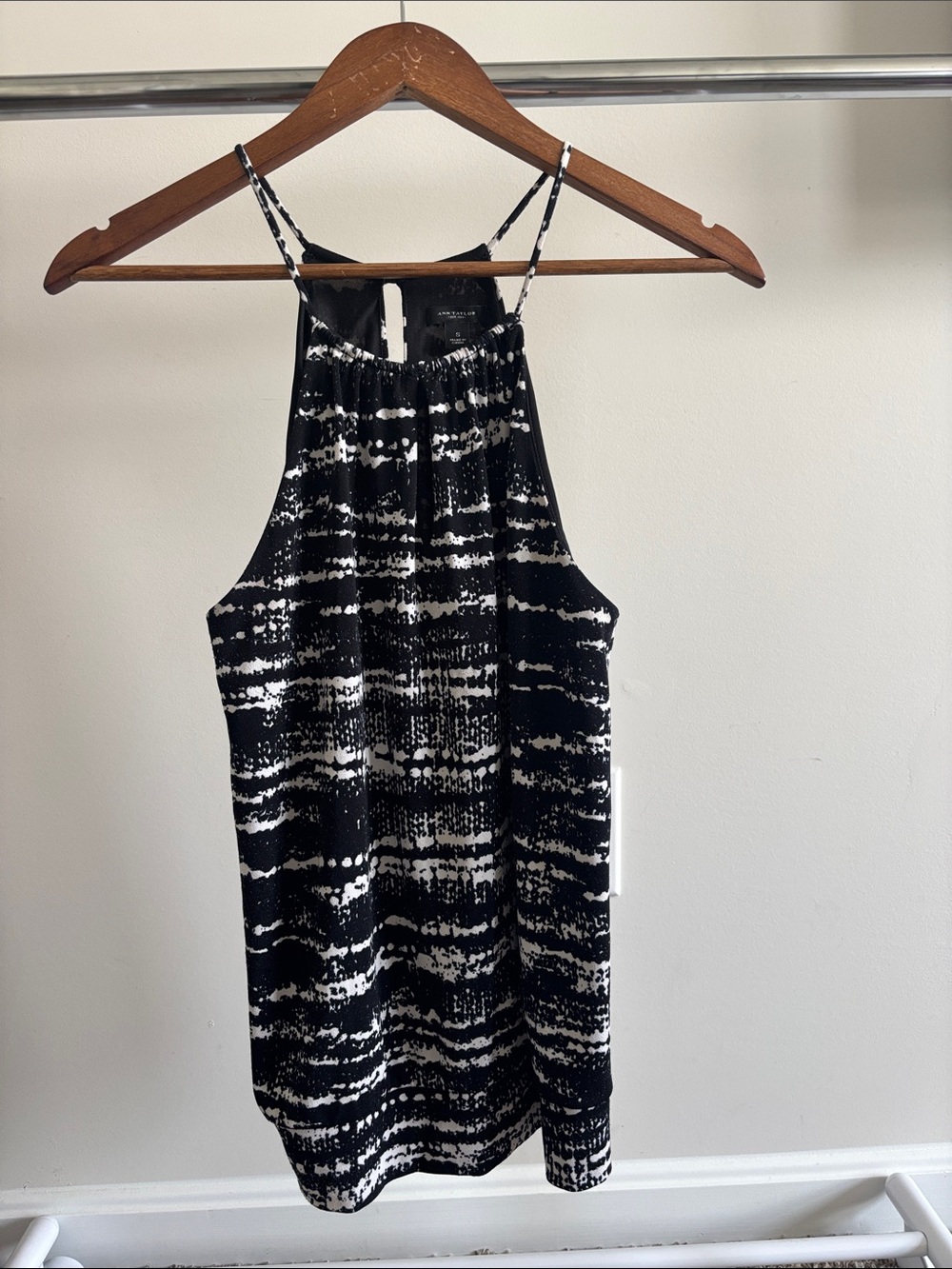 Ann Taylor Black and White Printed Halter Tank Top